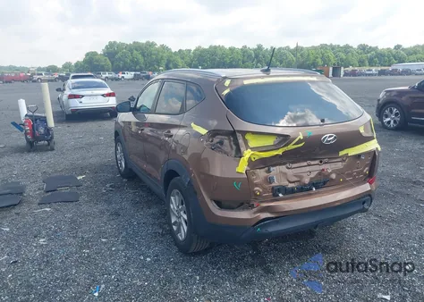 2016 Hyundai Tucson Se z USA, uszkodzony, nr VIN KM8J3CA40GU035523
